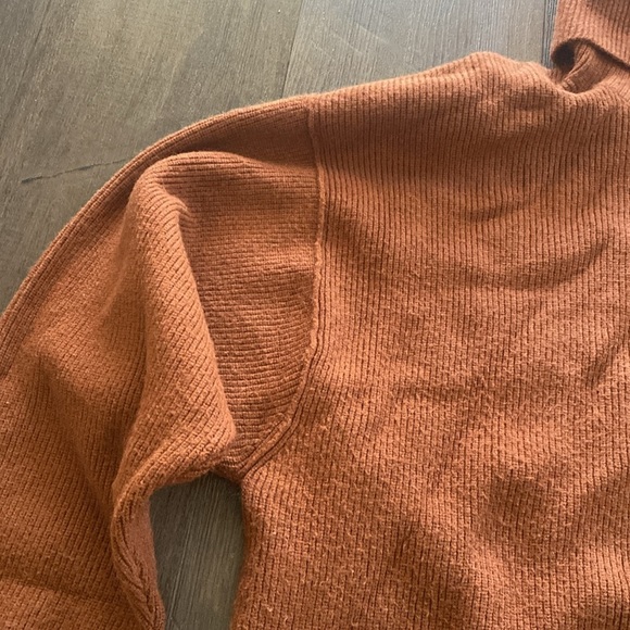 Free People Long Sleeve Slouchy oversized Ribbed Tunic Sweater turtleneck - Picture 4 of 7